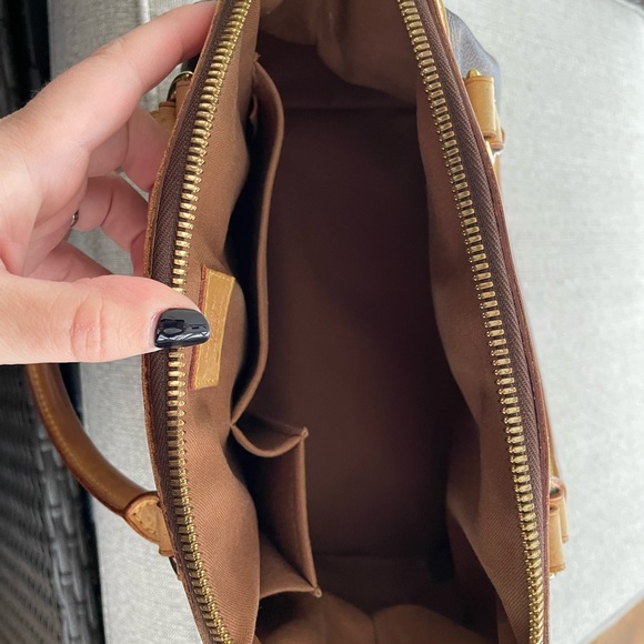 ***SOLD*** LV monogram tivoli - Picture 8 of 13